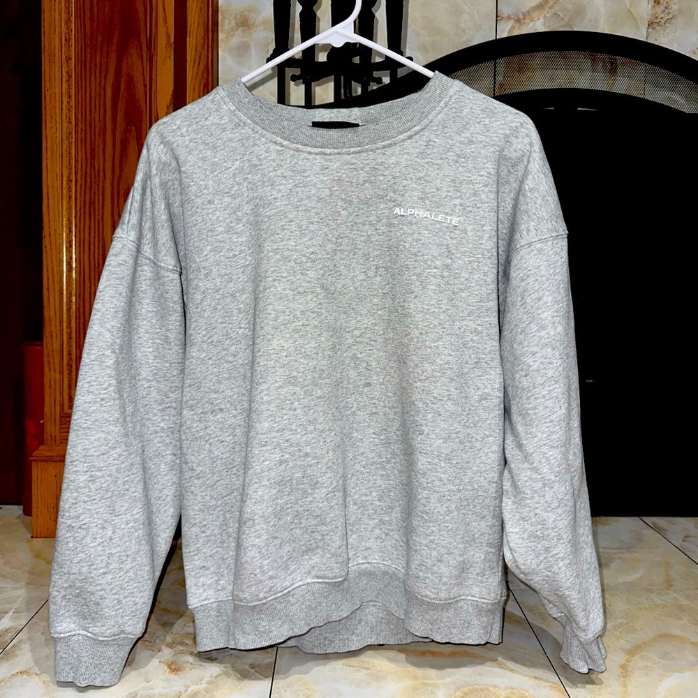Alphalete Crewneck